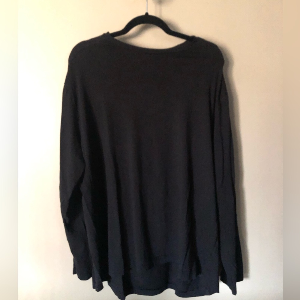 Black long sleeve shirt